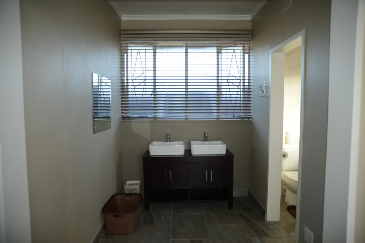 Skylight Lodge Harrismith Eksteriør bilde