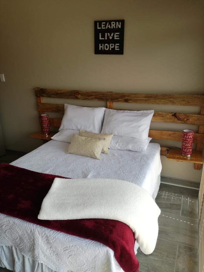 Skylight Lodge Harrismith Eksteriør bilde