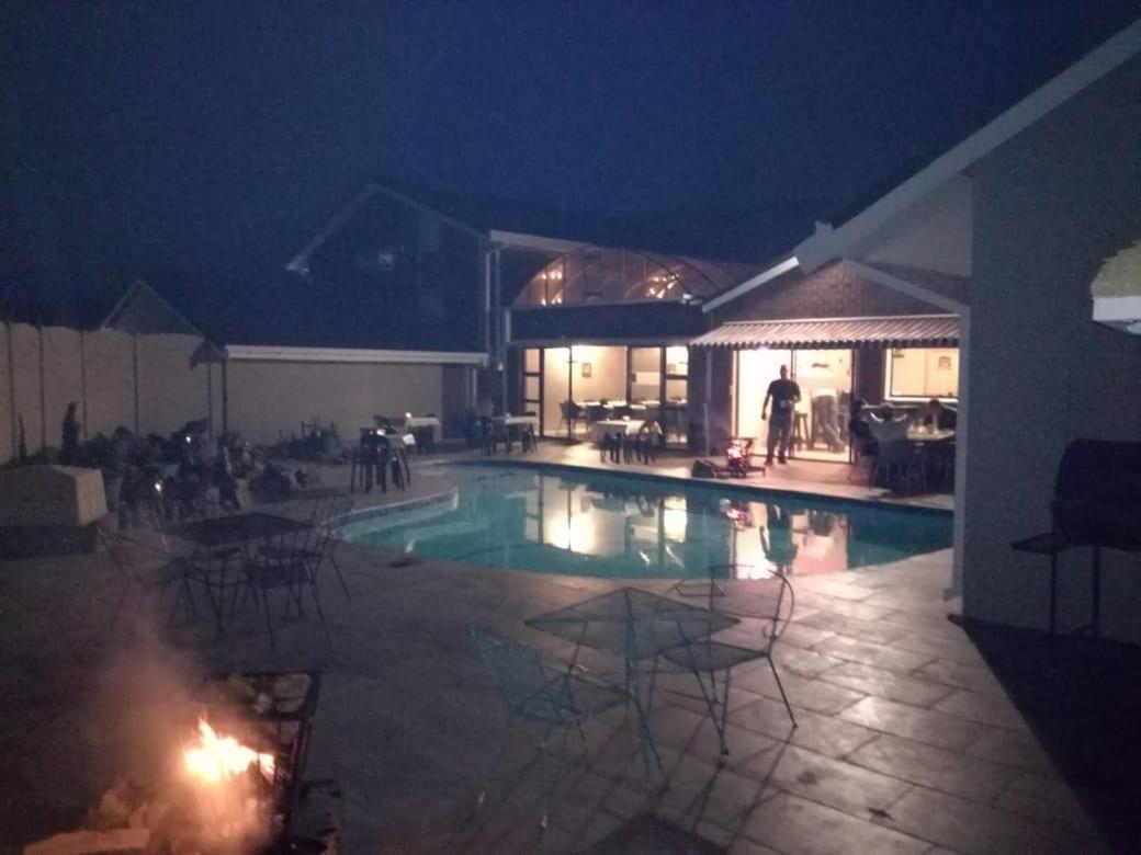 Skylight Lodge Harrismith Eksteriør bilde